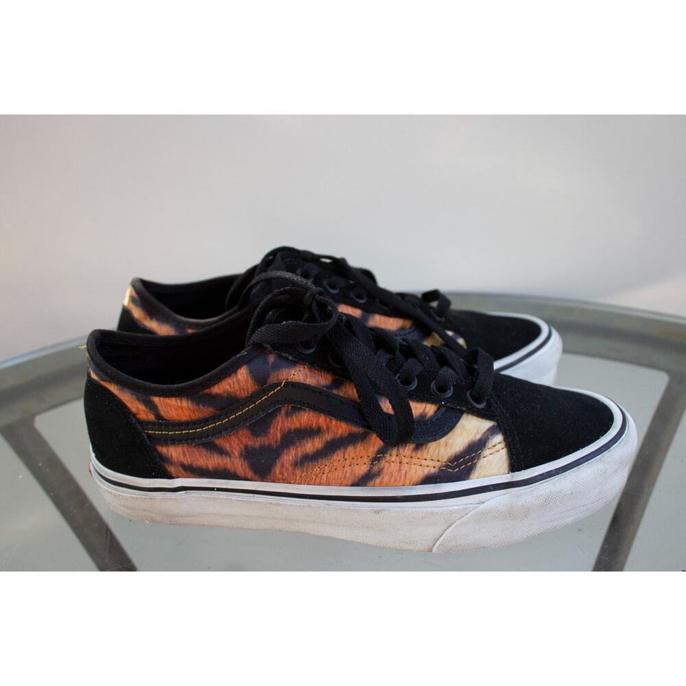 VANS‎ OLD SKOOL TAPERED TIGER UNISEX VN0A54F48WP Men 6 / Women 7.5
